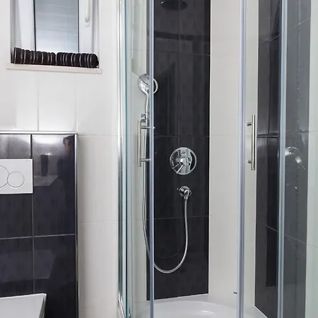 Appartement Enzian - Comfort Two Bedroom With Balcony And Sea View *