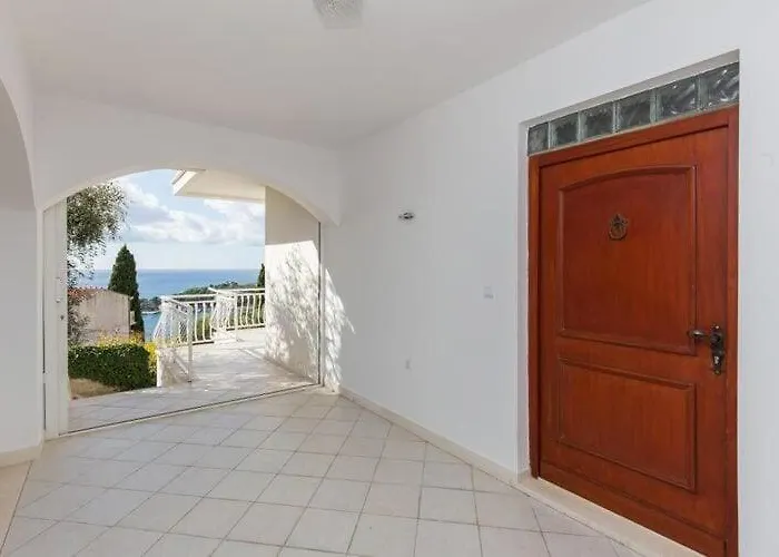 Enzian - Comfort Two Bedroom With Balcony And Sea View Mlini