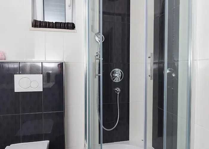 Appartement Enzian - Comfort Two Bedroom With Balcony And Sea View *