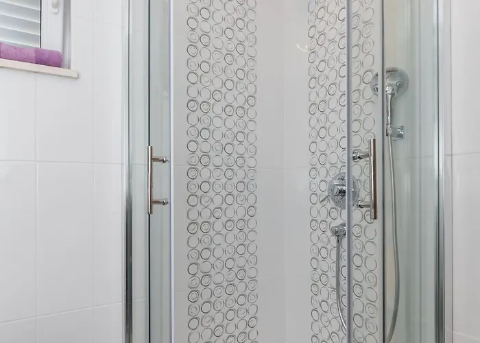 Appartement Enzian - Comfort Two Bedroom With Balcony And Sea View