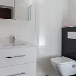 Enzian - Comfort Two Bedroom With Balcony And Sea View * Mlini