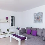 Daire Enzian - Comfort Two Bedroom With Balcony And Sea View