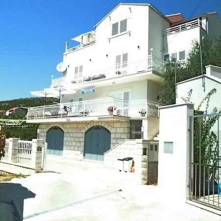 Apartment Enzian - Comfort Two Bedroom With Balcony And Sea View *