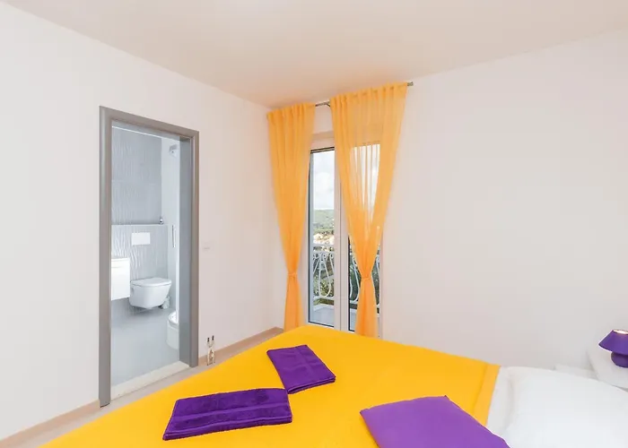 Apartament Enzian - Comfort Two Bedroom With Balcony And Sea View